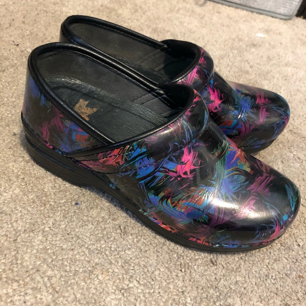 dannsko nursing shoes